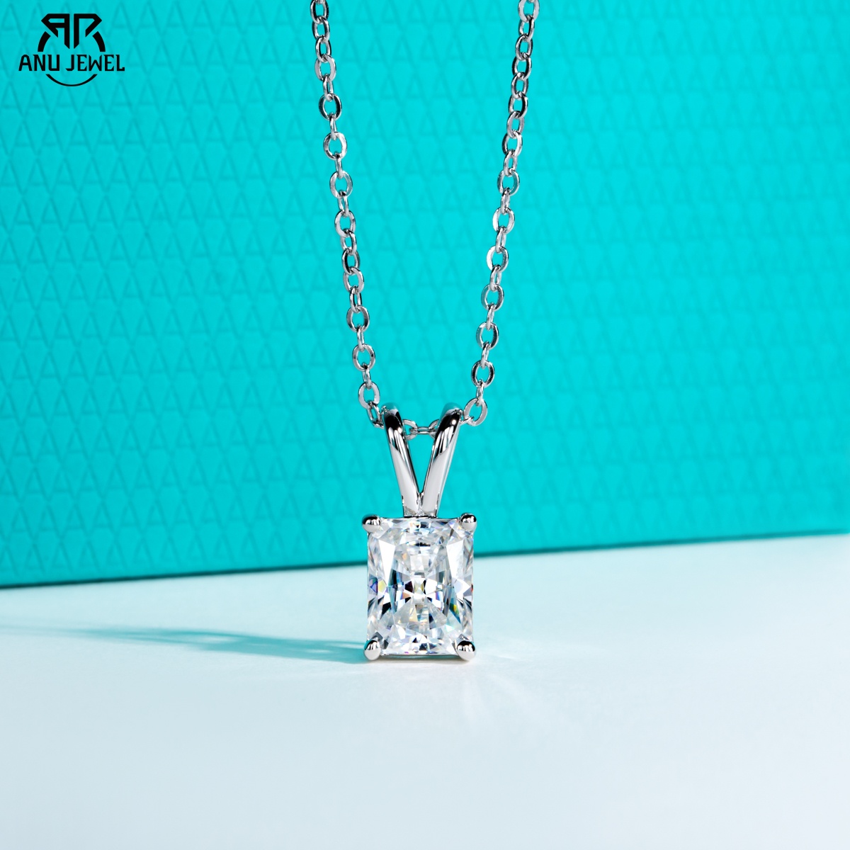 Collar con colgante de diamant - Ansi Chain reseña y precio